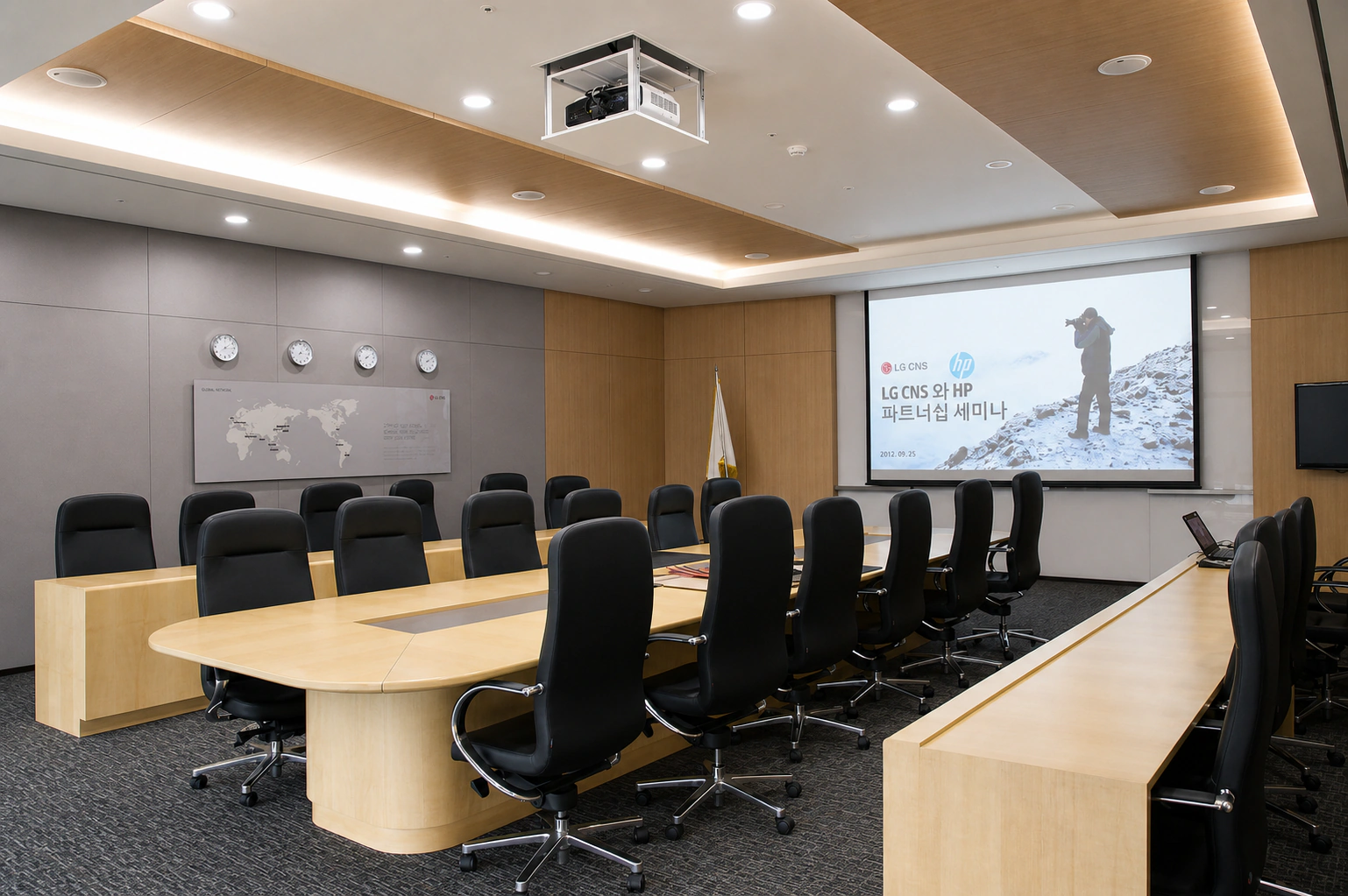 LG CNS 임원실 CEO ZONE 공간 이미지 3